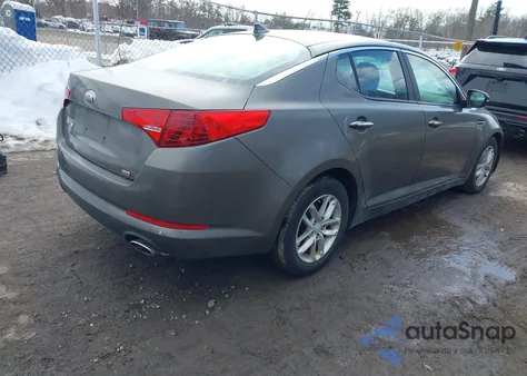 2013 Kia Optima Lx z USA, uszkodzony, nr VIN 5XXGM4A73DG237348